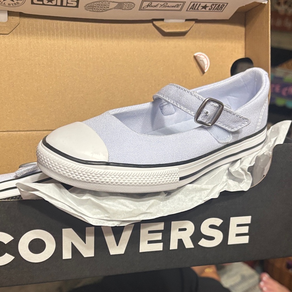 Converse Kids lavender Mary Jane Sneakers